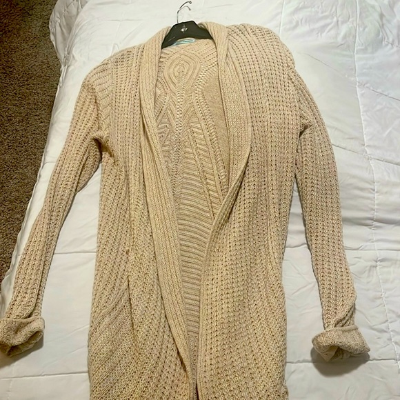 Size medium - Picture 2 of 3